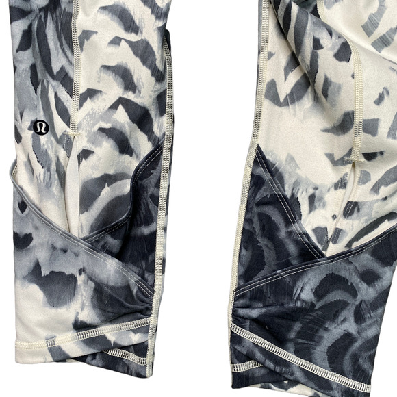 LULULEMON Womens Size 6 Wunder Under Pant SE Dance Crops Pretty Plum Angel Wing - Picture 5 of 8